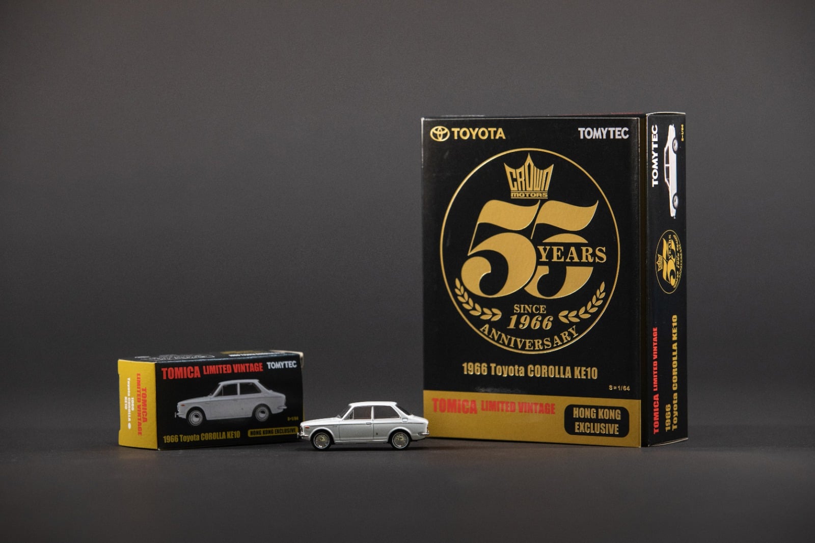 Tomica Limited Vintage Toyota Crown CM Collection