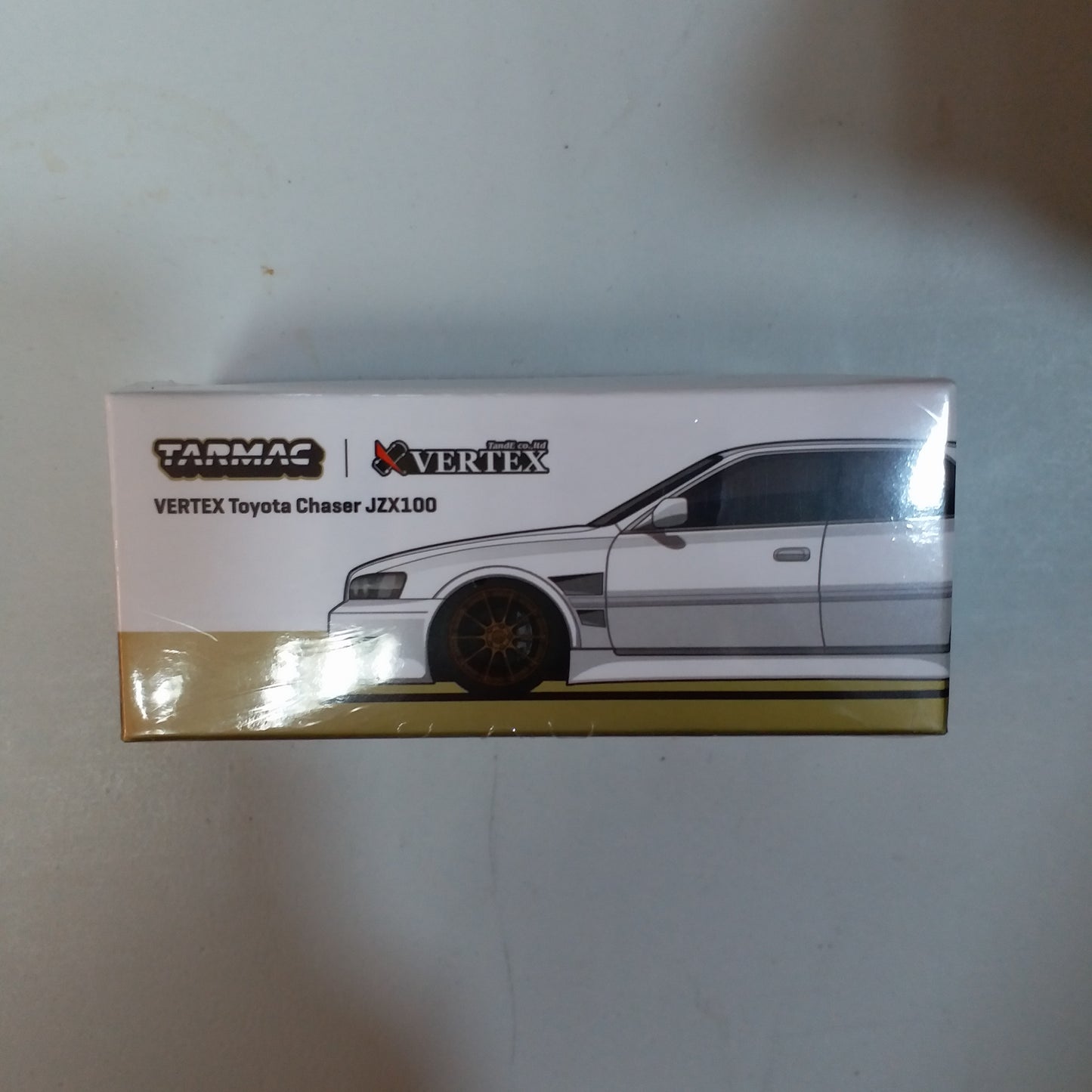 Tarmac Works VERTEX Toyota Chaser JZX100 White Metallic, Lamley Special Edition