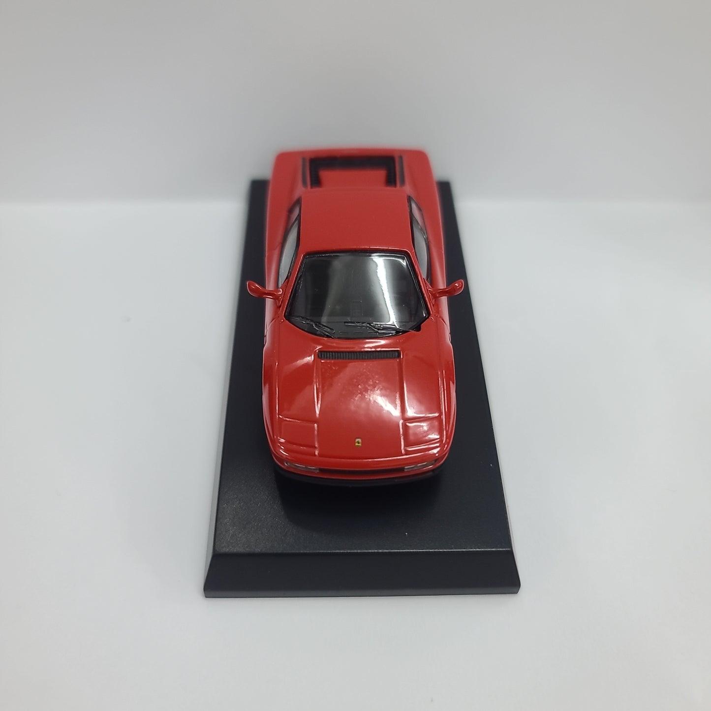 Kyosho 1:64 Scale Minicar CollectionFerrari Testarossa Collection 7 Neo Red