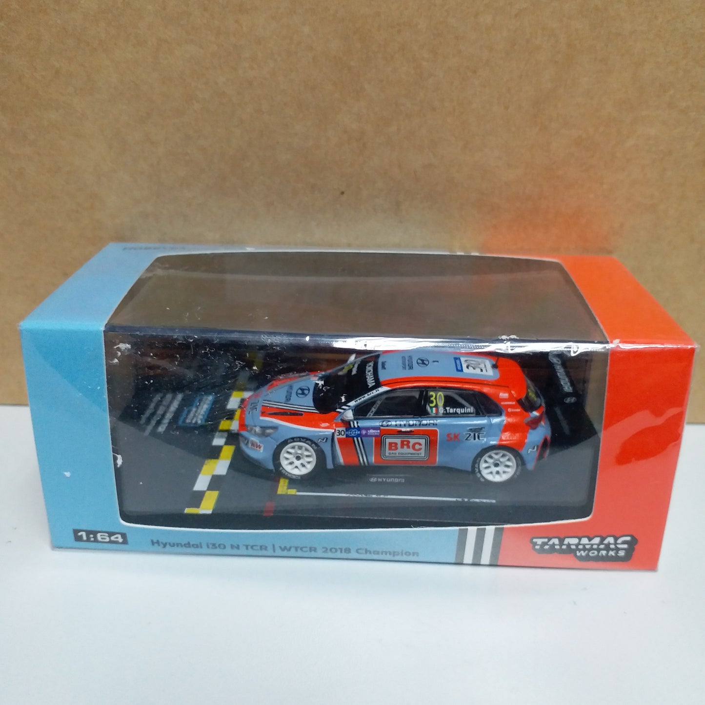 Tarmacworks Hyundai i30 N TCR WTCR 2018 Champion 1:64 Scale