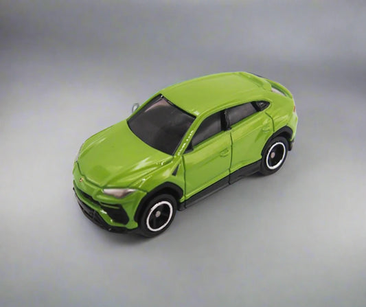 TOMICA #2 Lamborghini Urus