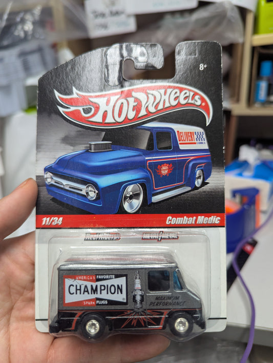 Hot Wheels Combat Medic America's Favorite Champion Spark Plugs Gray/Black 11/34