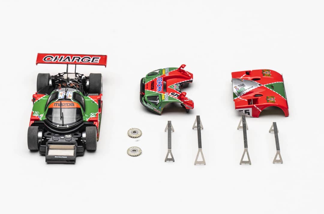 Motorhelix MH 1:64 Mazda 787B Renown