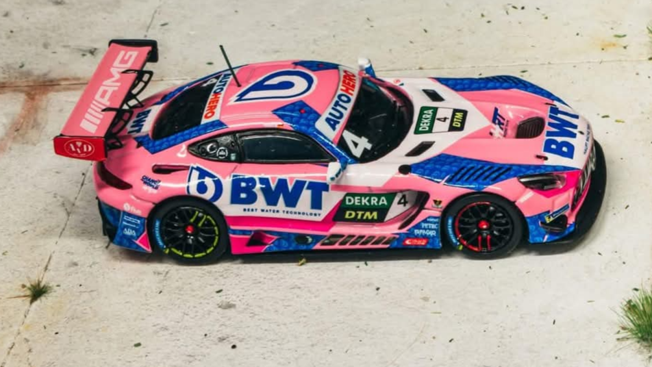 2024 Tarmac Works X Tawiwan 7-11 exclusive 1/64 Scale Mercedes-AMG GT3 & G63