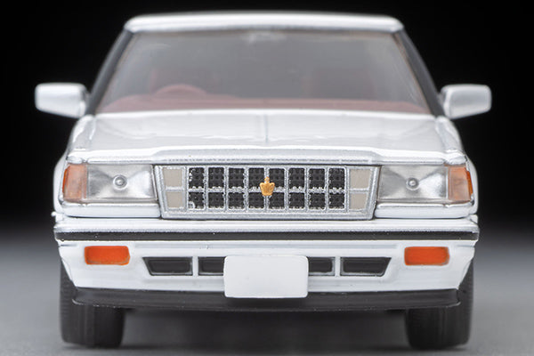 Tomica Limited Vintage LV-N199c Toyota Crown Hardtop 3.0 Royal Saloon G (white) 1985 model