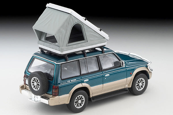 Tomytec Limited Vintage Neo LV-N206c Mitsubishi Pajero Mid Roof Wide VR with optional parts (green/beige) 1991 model with tent and figure