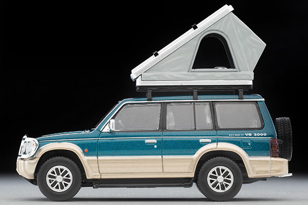 Tomytec Limited Vintage Neo LV-N206c Mitsubishi Pajero Mid Roof Wide VR with optional parts (green/beige) 1991 model with tent and figure