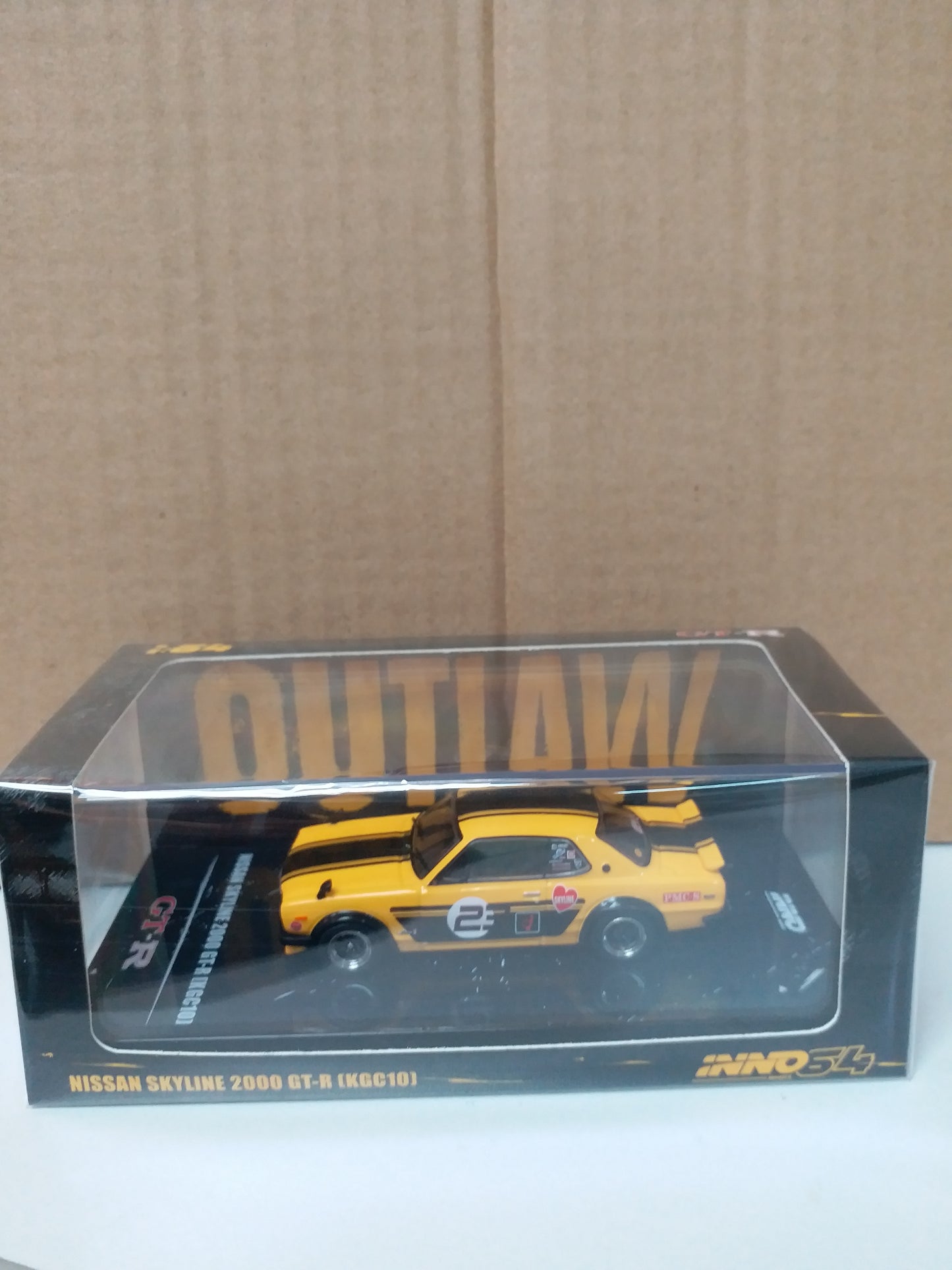 INNO64 1/64 NISSAN SKYLINE 2000 GT-R (KPGC10) Yellow