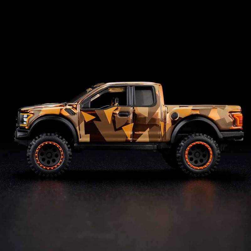 Hot Wheels RLC Exclusive DESERT DINO: '17 FORD RAPTOR