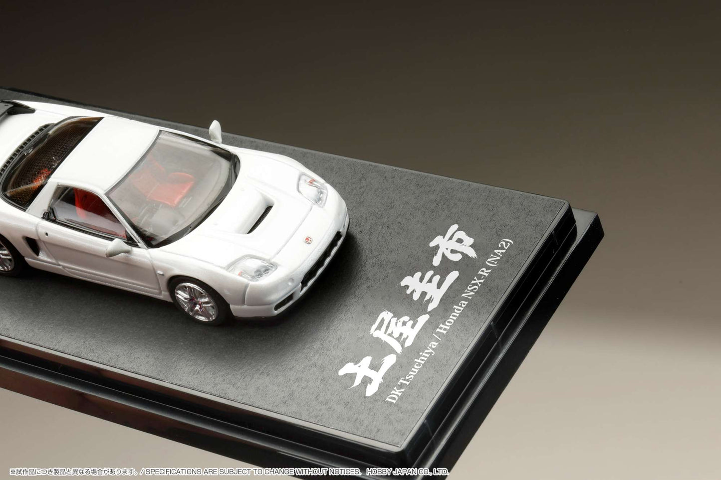 Hobby Japan 1/64 Honda NSX-R (NA2) / DK Tsuchiya Pearl White