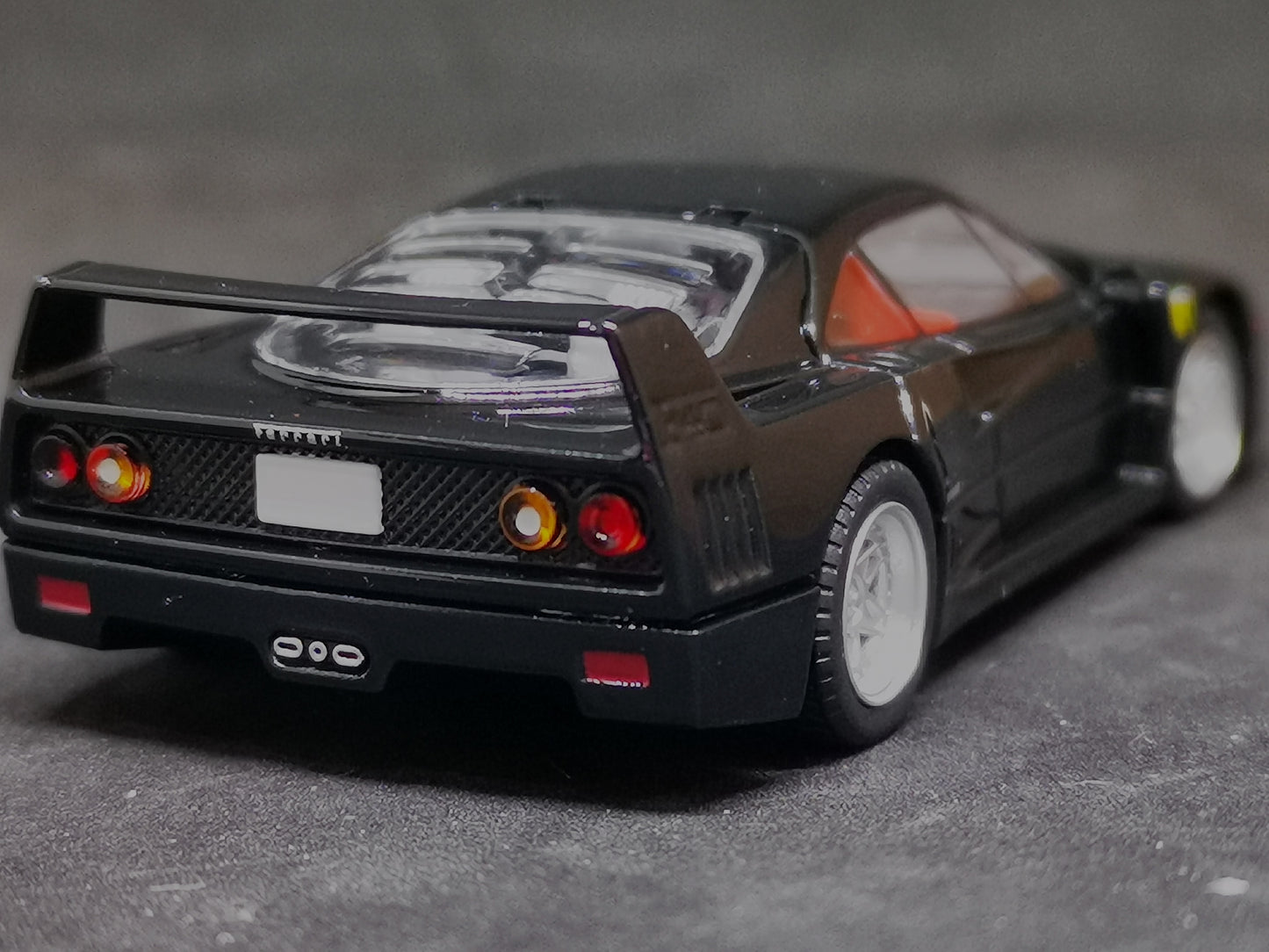 Tomica Limited Vintage Neo Ferrari F40 (Black)