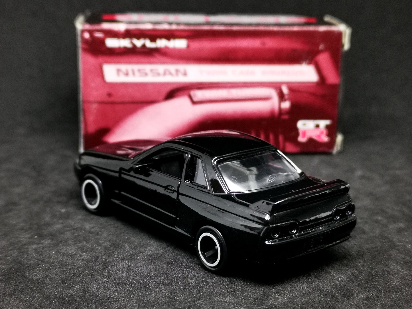 Tomica Ikeda Mini Car shop Exclusive Nissan Skyline GT-R R32 Made In Japan