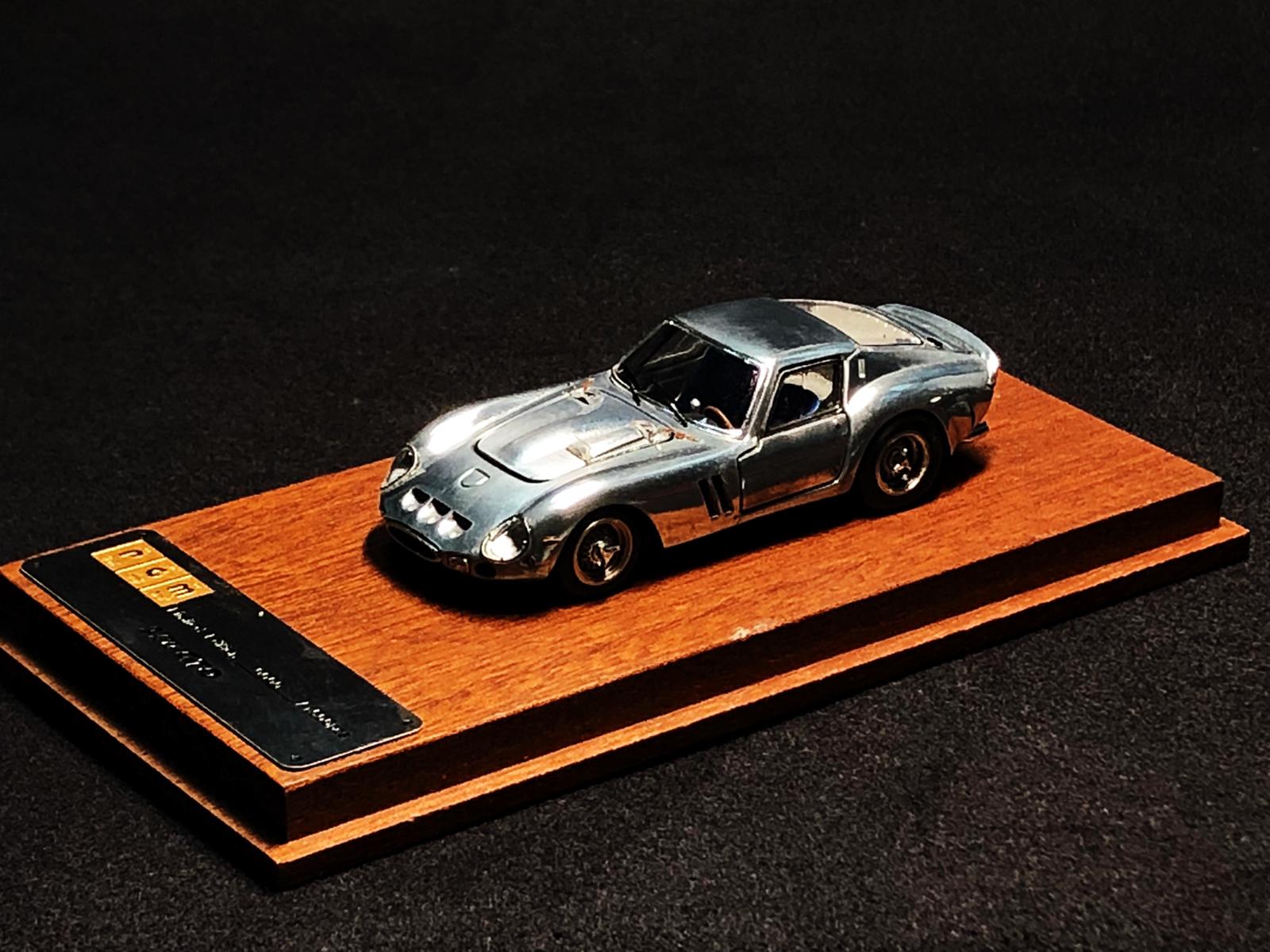 PGM Private Good Model All open Ferrari 250GTO Scale 1:64 – Mobile