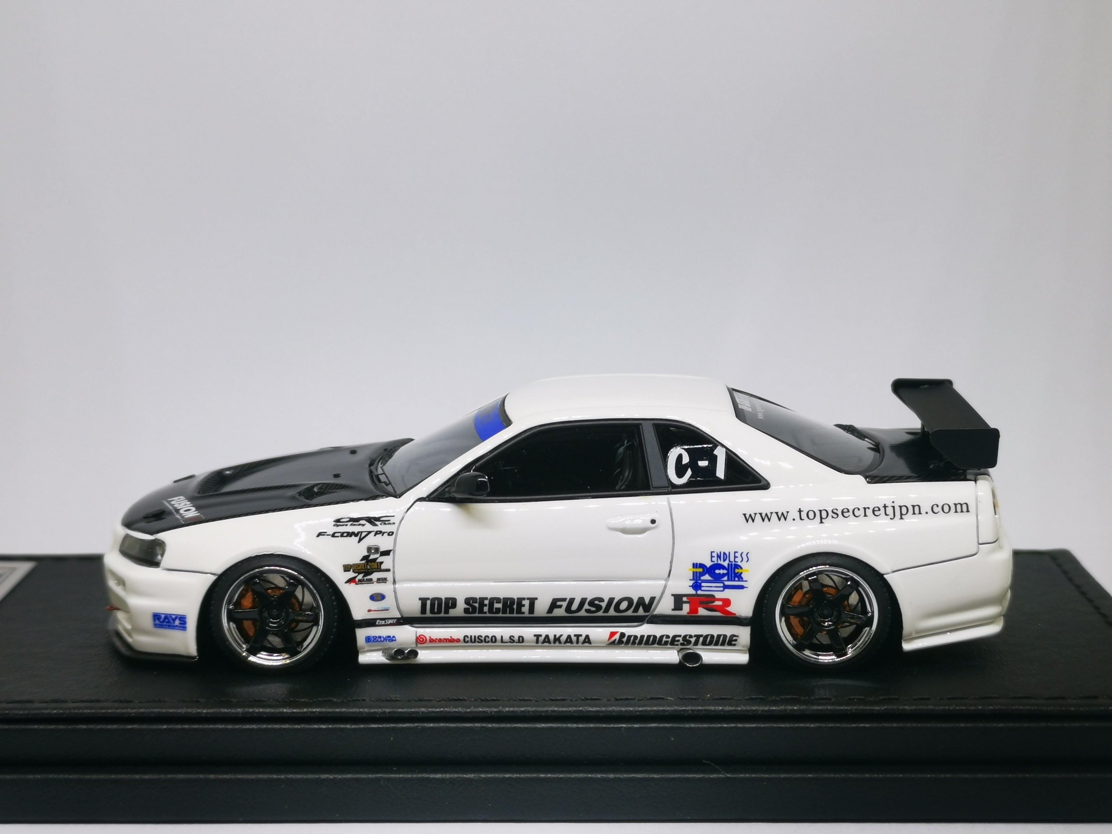 Ignition Model 1:43 Top Secret Nissan Skyline GT-R White – Mobile