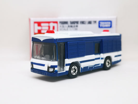 Tomica #98 Isuzu Erga Personnel Transport Vehicle Large Type