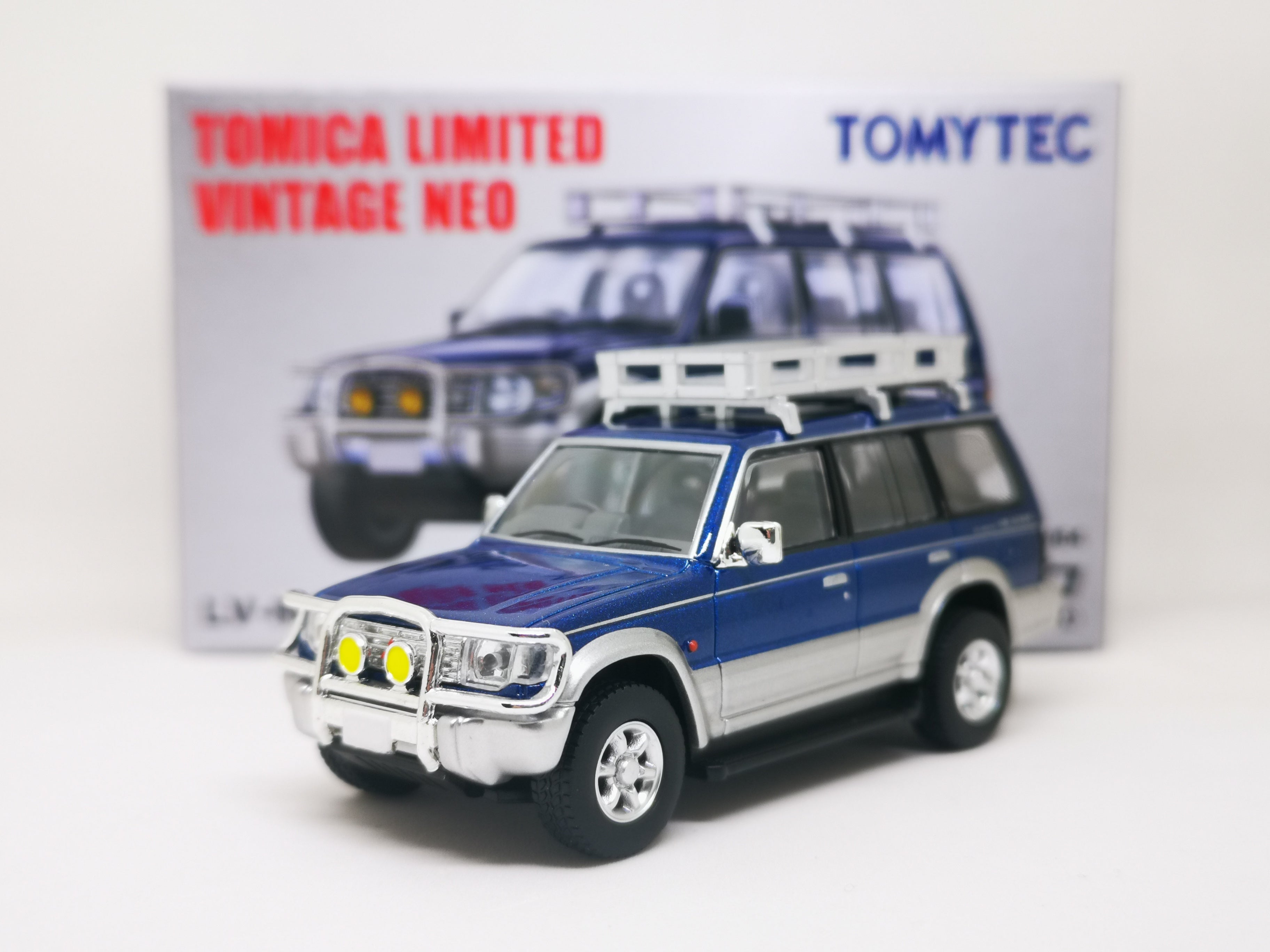 Tomica limited best sale vintage pajero