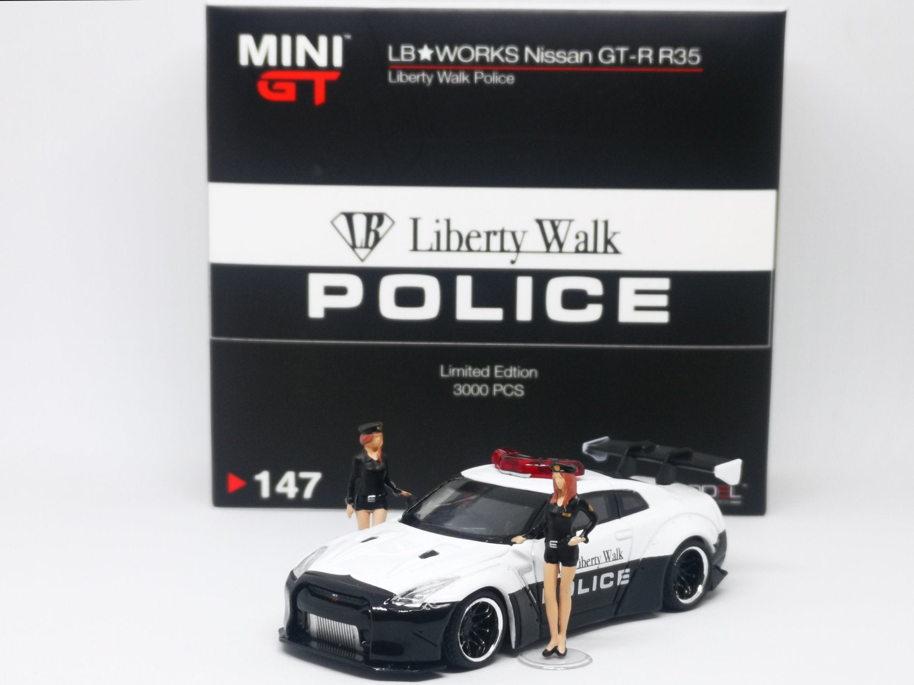 Mini GT No.147 LB Works Police Nissan GT-R Limited Edition