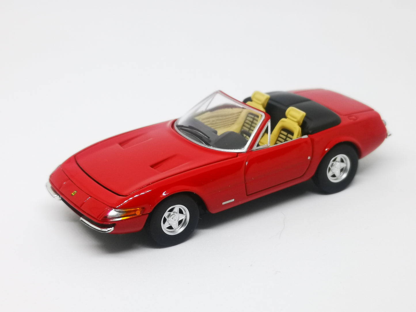 Tomica Limited Vintage Ferrari 365 GTS4 (Red)