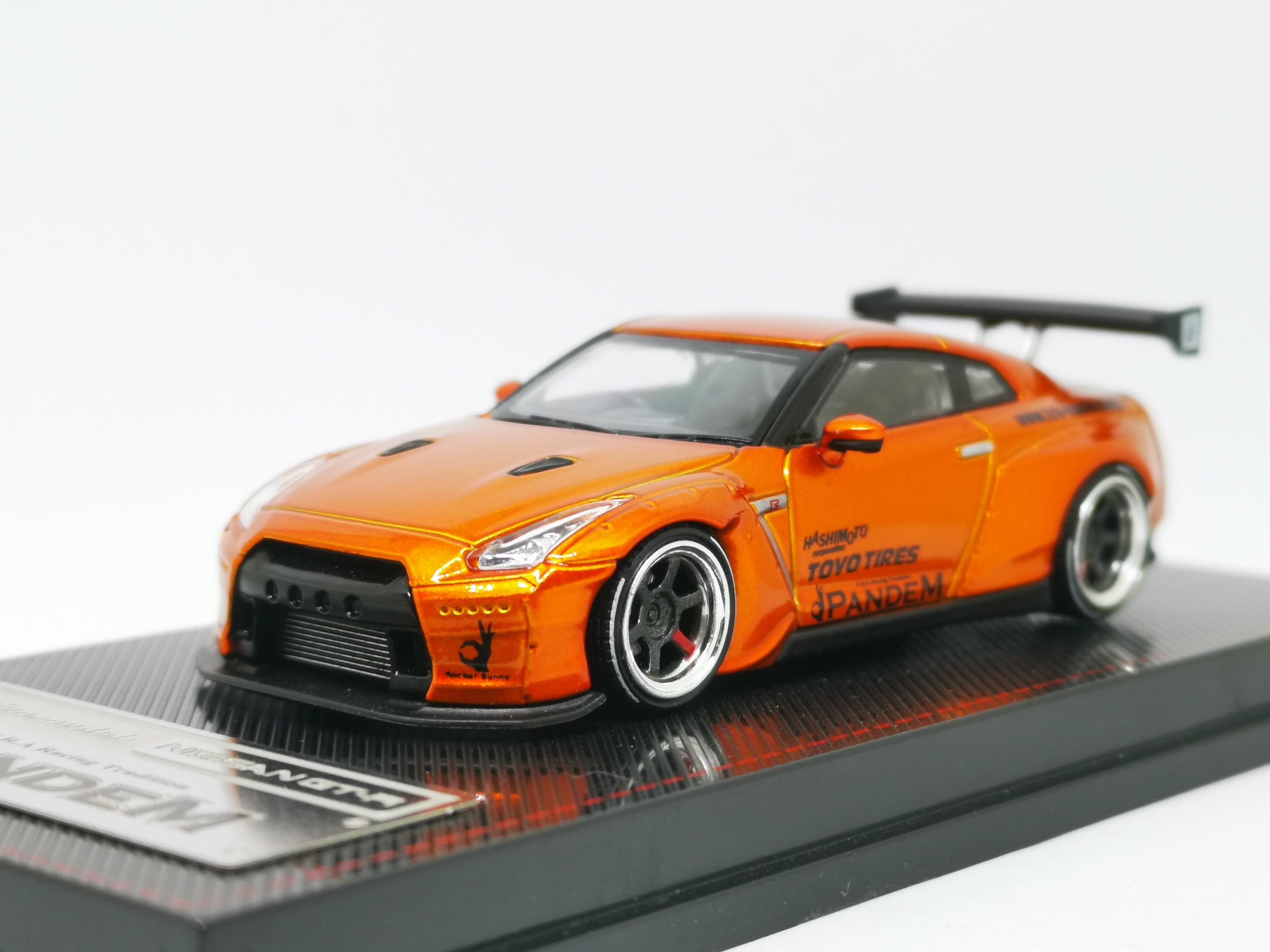 Ignition Model 1:64 Scale IG1599 Pandem Nissan GT-R (Orange 