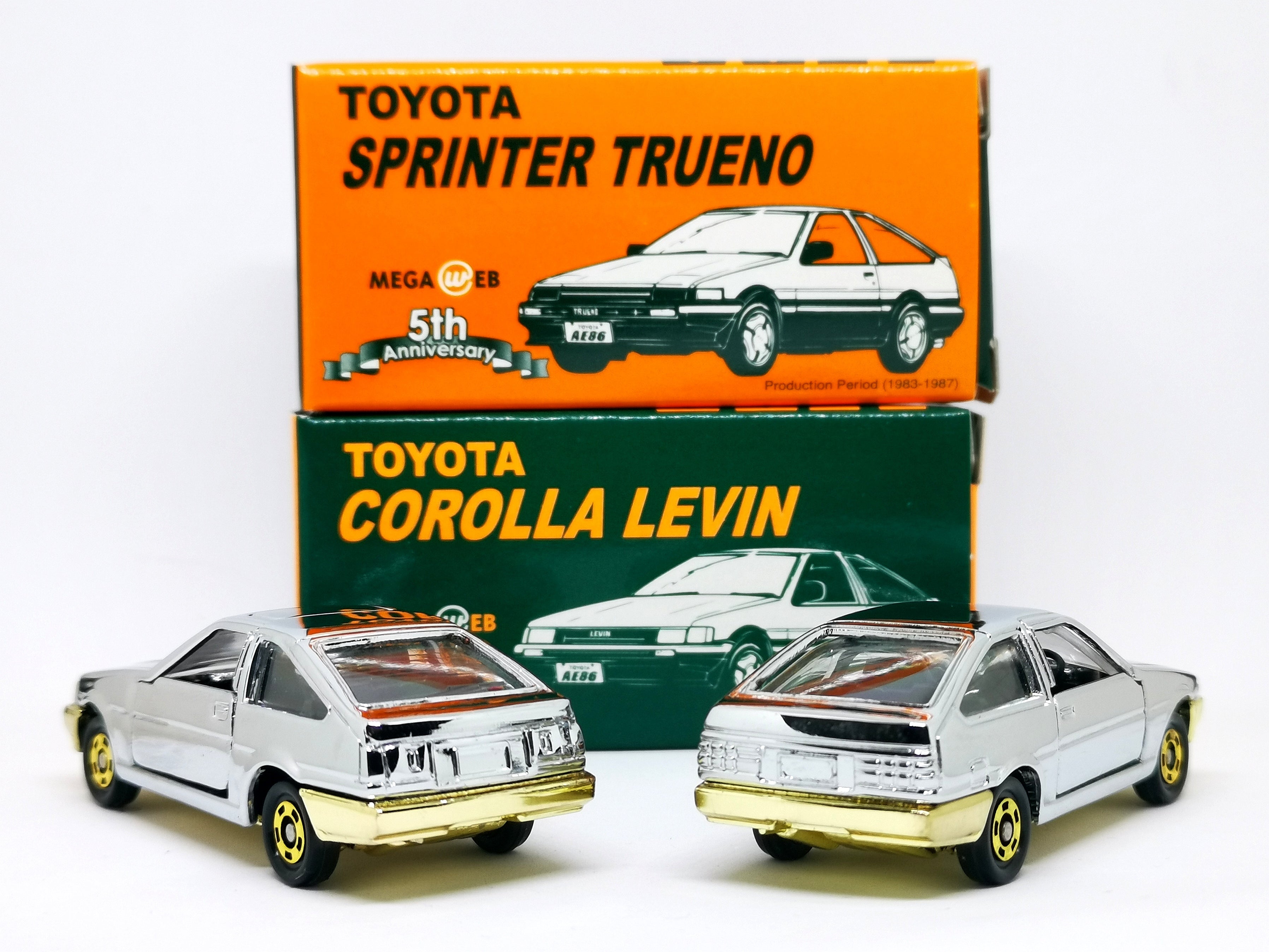 Megaweb History Garage 5th Anniversary Grease Tomica Toyota Corolla Levin &  Trueno AE86 Set of 2