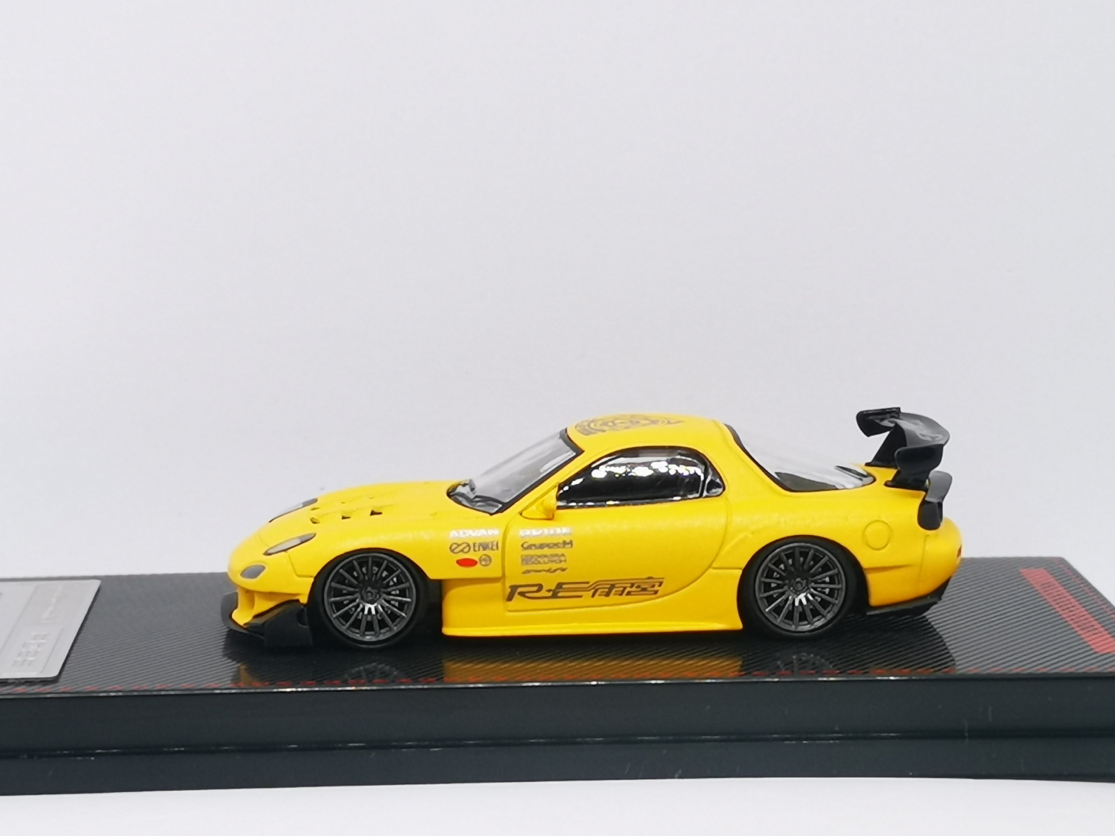 Ignition Model 1:64 Scale Mazda RX7 FD3S RE Amemiya Matte Yellow