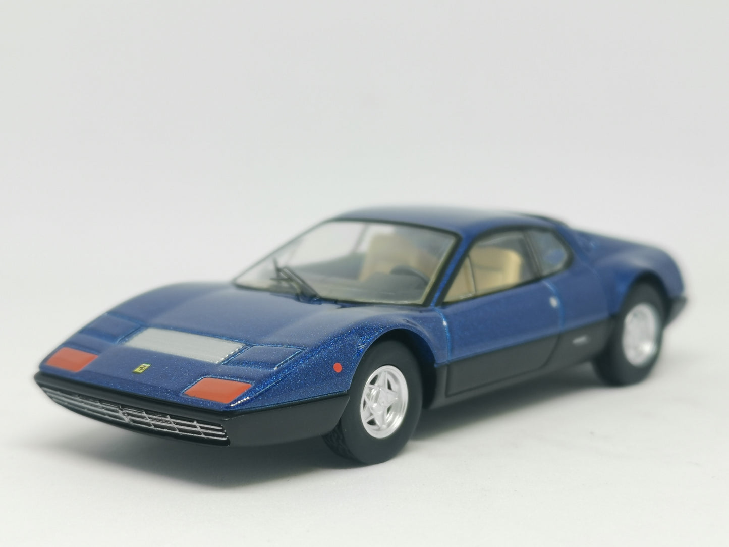 Tomica Limited Vintage Ferrari 365 GT4 BB (Blue)