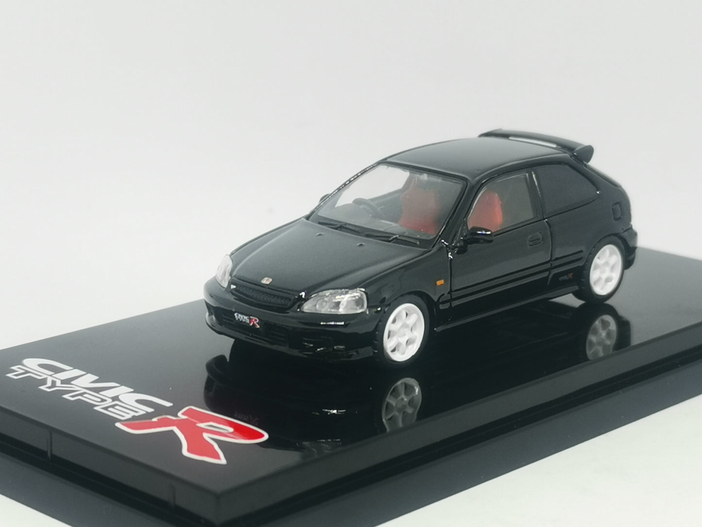 Hobby Japan 1:64 Scale Honda Civic Type R EK9 Hobby Japan